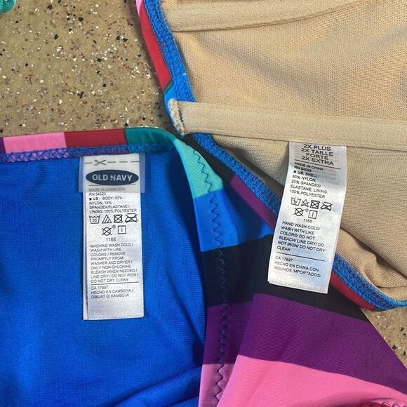 Old Navy striped bikini - Picture 11 of 15